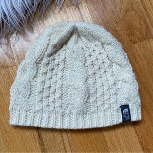 The North Face Off White Cable Knit Womens Beanie Hat Aran Knit